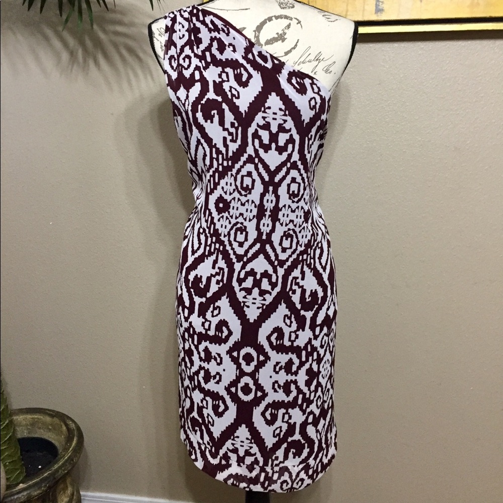 Eva Mendes one shoulder dress